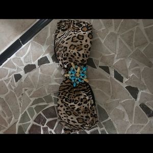 Victoria’s Secret bikini top